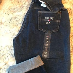 Adorable Tommy Hilfiger dark denim jeans